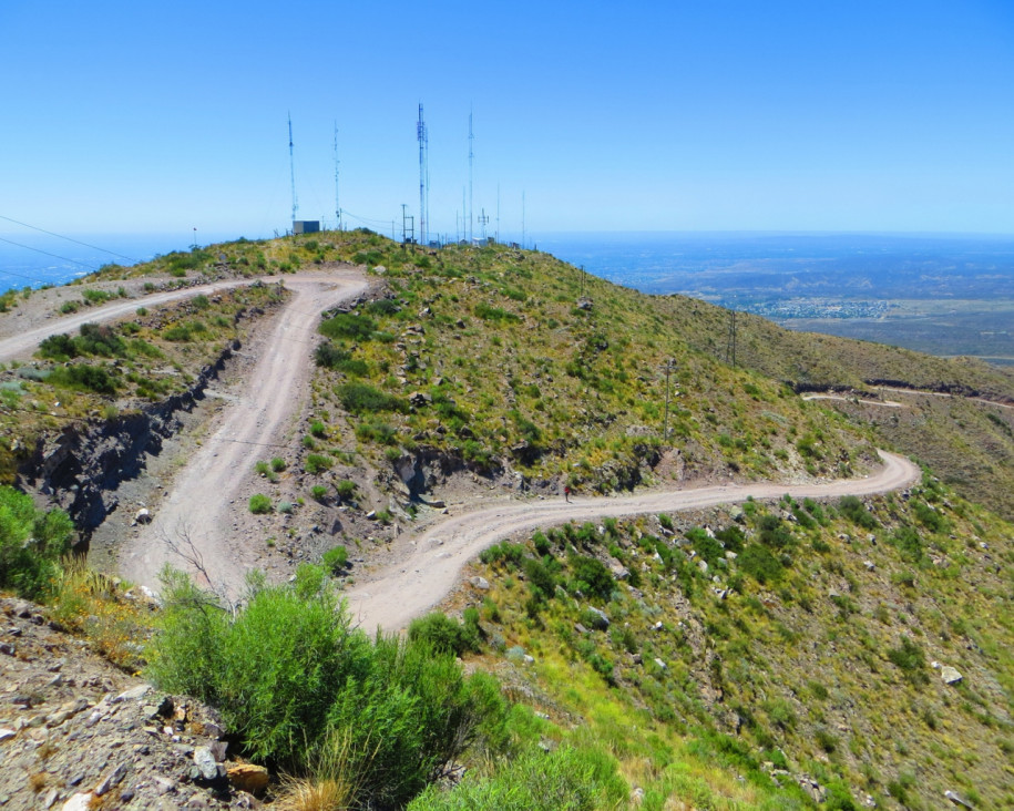 imagen "Turismo UNCuyo Trail": nueva salida a Cerro Arco